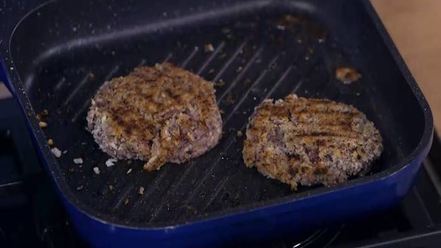 Рецепт бургеров с красной фасолью и грибами