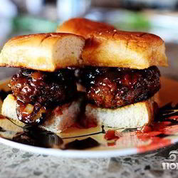 Рецепт Бургеров с мясом, виски и халапеньо