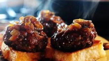 Рецепт бургеров с мясом, виски и халапеньо