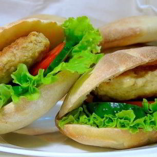 Рецепт Домашних гамбургеров с куриными котлетками