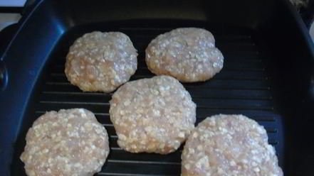 Рецепт домашних гамбургеров с куриными котлетками