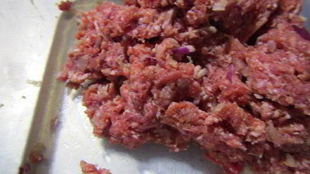 Рецепт гамбургера из говядины с чипсами из сладкого картофеля