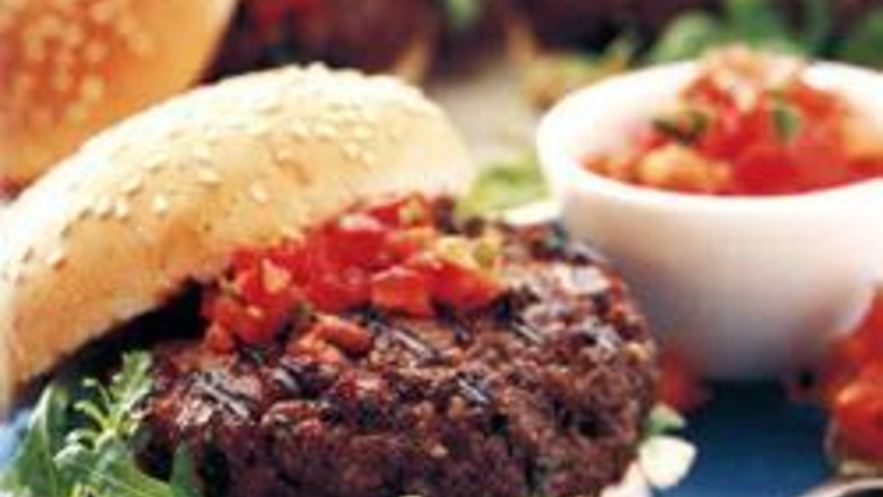 Рецепт гамбургеров с острой сальсой по-средиземноморски