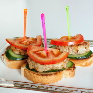 Рецепт Мини-бургеров из курицы с соусом айоли