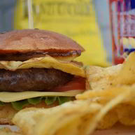 Рецепт Сочного бургера с омлетом