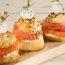 Рецепт Закусочных мини-бургеров с семгой