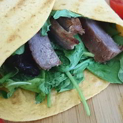 Рецепт Буррито гриль с говядиной и черносливом