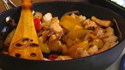 Рецепт буррито с индейкой, помидорами и сыром