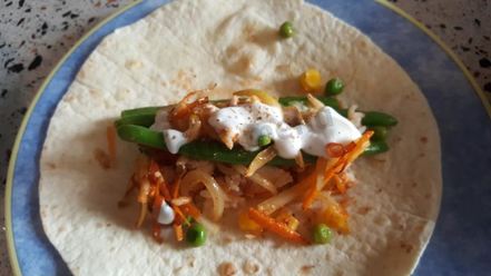 Рецепт буррито с курицей и стручковой фасолью