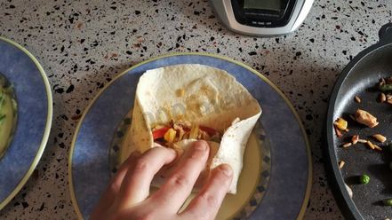 Рецепт буррито с курицей и стручковой фасолью