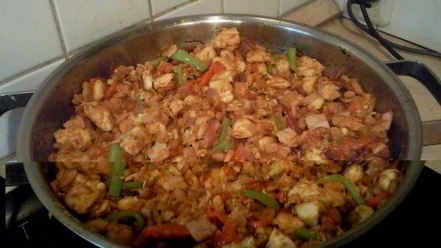 Рецепт буррито с курицей и томатным соусом