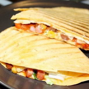 Рецепт Буррито с моцареллой по-мексикански