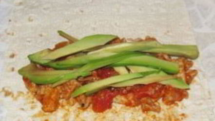 Рецепт буррито с мясом и авокадо