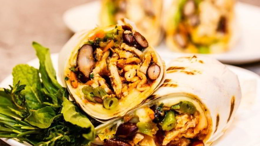 Рецепт буррито с овощами и пряным филе