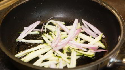 Рецепт буррито с овощами и пряным филе