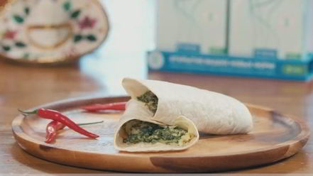 Рецепт диетического буррито с яйцом, шпинатом и грибами
