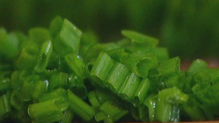 Рецепт бутерброда с семгой и солеными огурцами