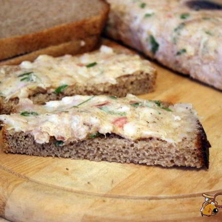 Рецепт Бутербродной намазки из сала с чесноком