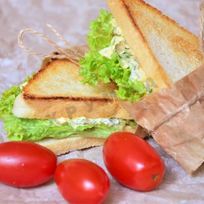 Бутерброды для пикника сэндвич с яичным салатом