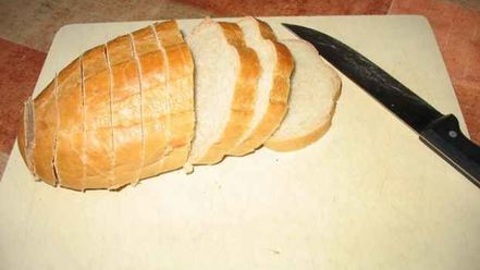 Рецепт бутербродов с чесноком и рубленым яйцом