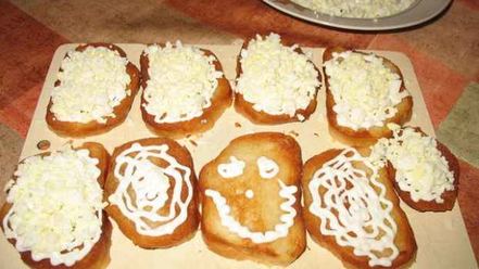 Рецепт бутербродов с чесноком и рубленым яйцом