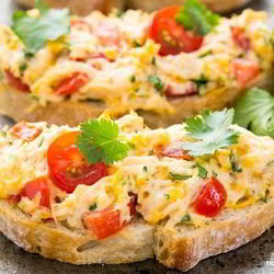 Рецепт Бутербродов с консервированной курицей