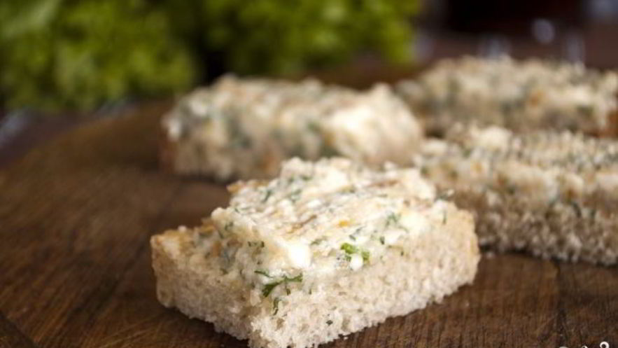 Рецепт бутербродов с копченым кальмаром