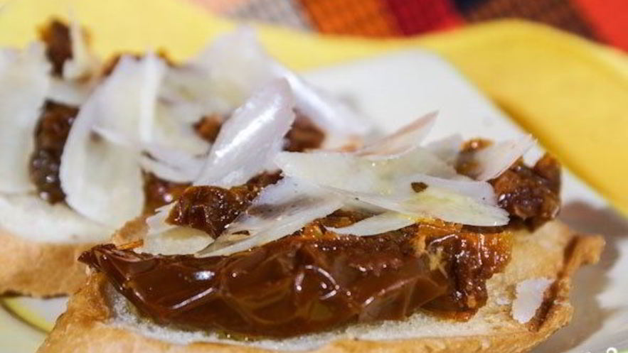 Рецепт бутербродов с вялеными помидорами