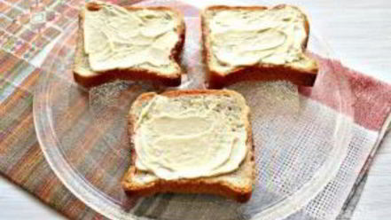 Рецепт горячих бутербродов с курицей и сыром