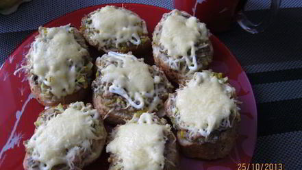 Рецепт горячих бутербродов с сайрой