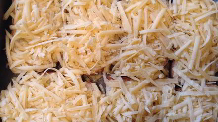 Рецепт горячих бутербродов с сыром, помидорами и чесноком