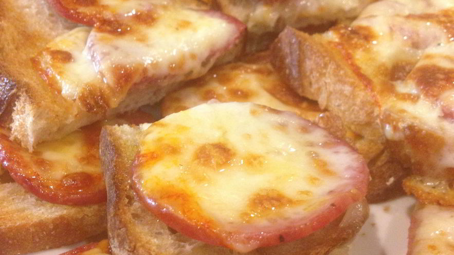 Рецепт горячих бутербродов с сыром