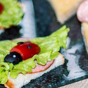 Рецепт Необычных праздничных бутербродов для детей