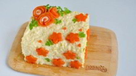 Рецепт закусочного бутербродного торта с рыбой