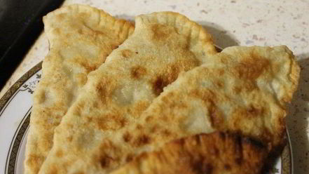 Рецепт чебуреков на минералке