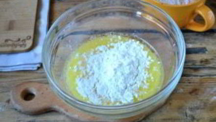 Рецепт чебуреков с грибами и сыром