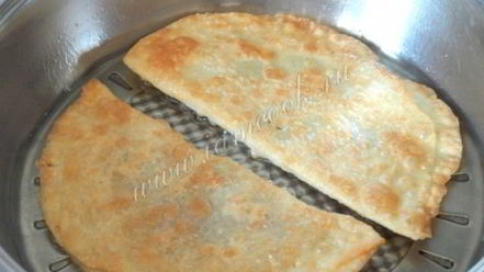 Рецепт чебуреков с картошкой