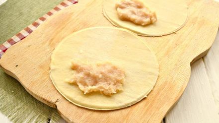 Рецепт чебуреков с куриным фаршем