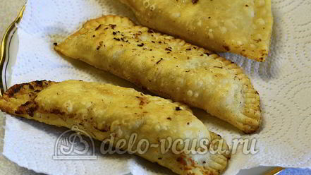 Рецепт чебуреков с мясом и сыром