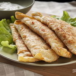 Рецепт Чебуреков с сыром и ветчиной