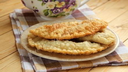 Рецепт чебуреков в мультиварке