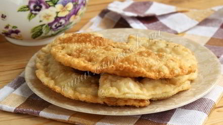 Рецепт чебуреков в мультиварке