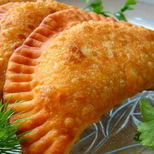 Рецепт Хрустящих чебуреков с мясной начинкой