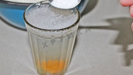 Рецепт крымских чебуреков из слоеного теста