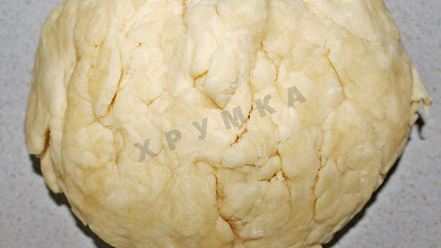 Рецепт крымских чебуреков из слоеного теста