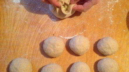 Рецепт тонких чебуреков с картофельной начинкой