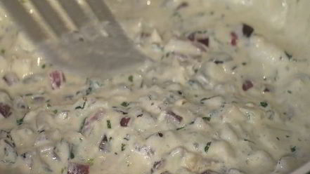 Рецепт чизбургера с беконом и дижонским соусом