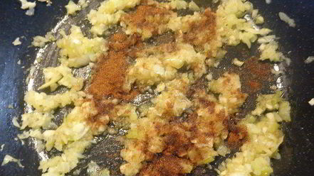 Рецепт домашнего чизбургера с соусом барбекю