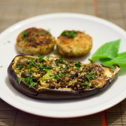 Рецепт Фаршированных баклажанов с запеченным яйцом