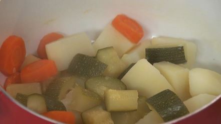 Рецепт фаршированных яиц ассорти и овощное пюре